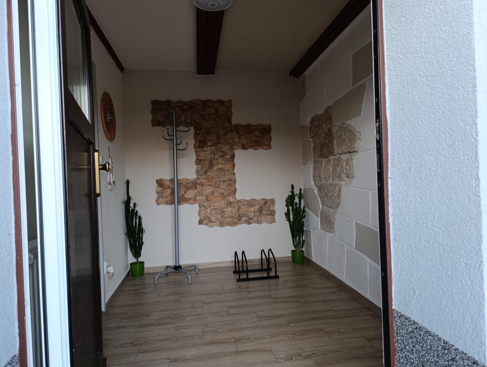 ジェチーンU Bocmana S Vyhledem Na Zamek A Labeアパートメント エクステリア 写真
